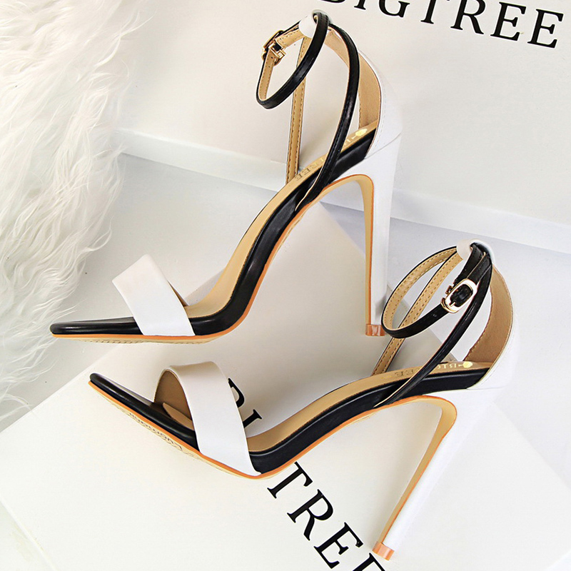 Women Black-White Concise Leat - đánh giá và giá Casual Sandal Leather