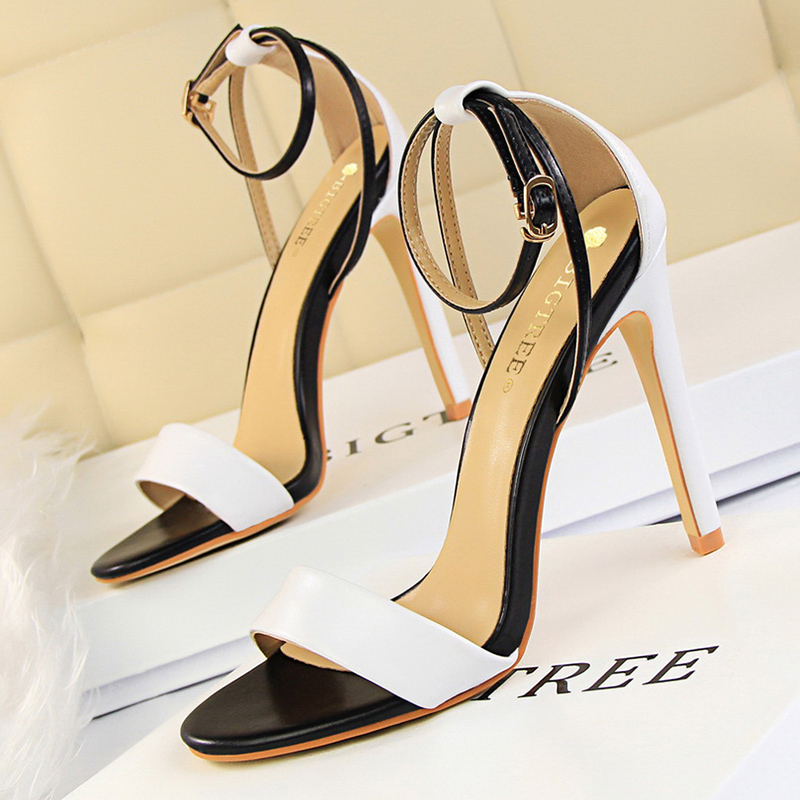 Women Black-White Concise Leat - đánh giá và giá Casual Sandal Leather